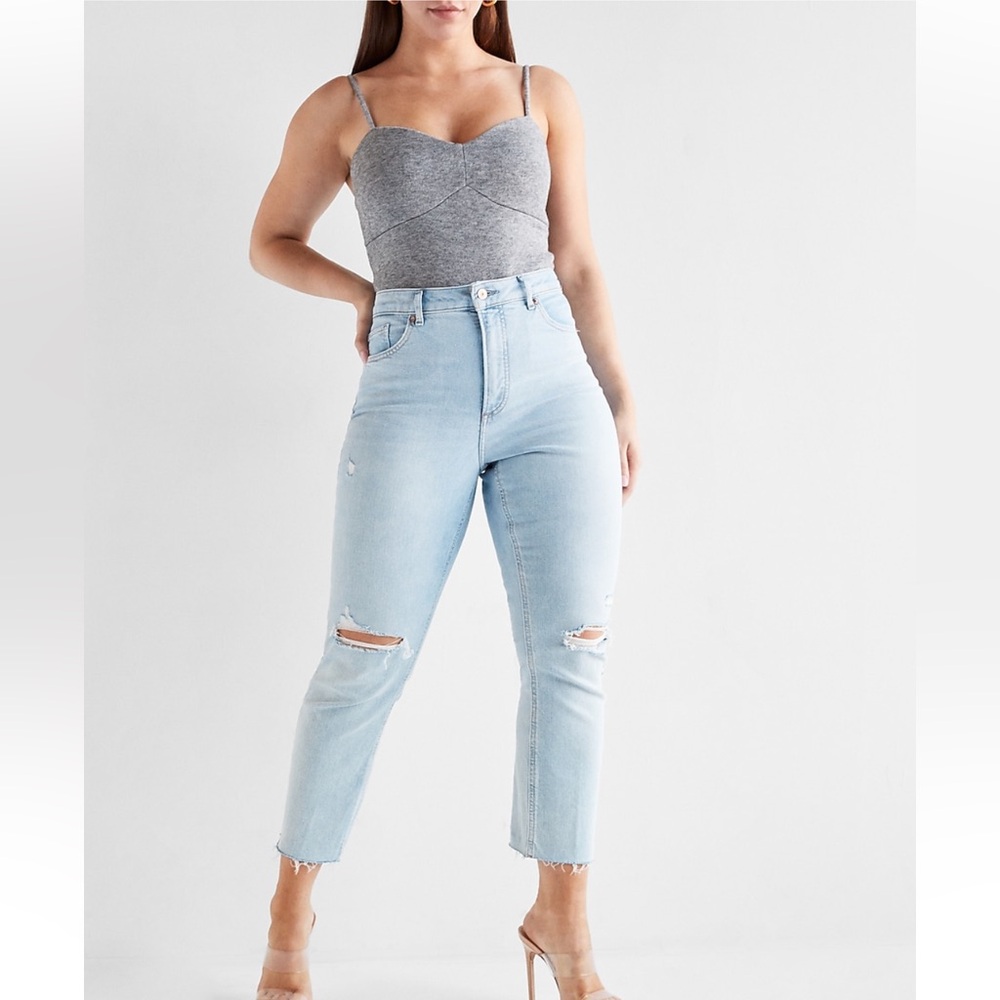 EXPRESS Curvy Mom Jeans — Super High Rise size 8 — EUC